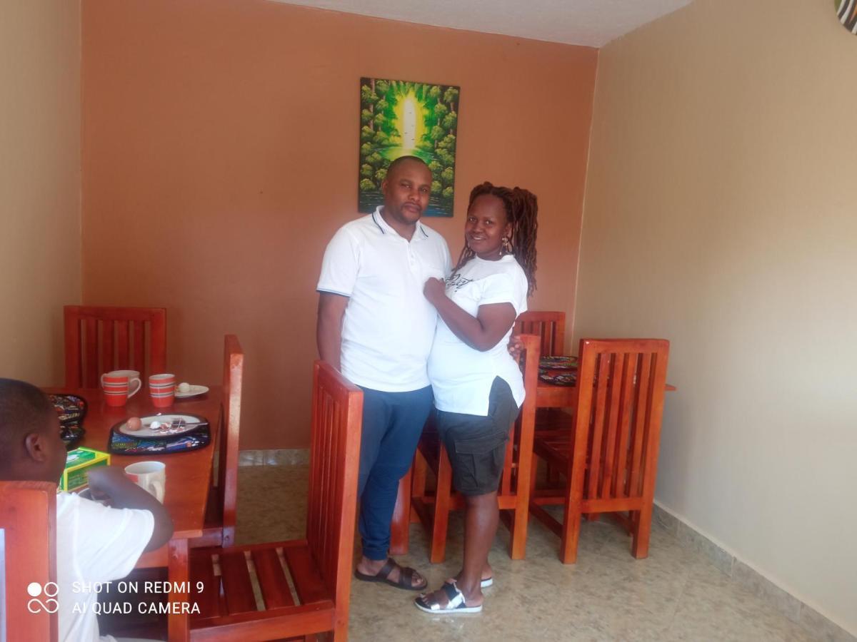 Palm Star Motel Fort Portal Exteriör bild